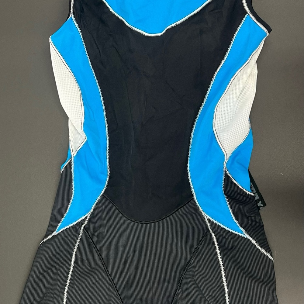 DESOTO Women’s Medium Tri Suit